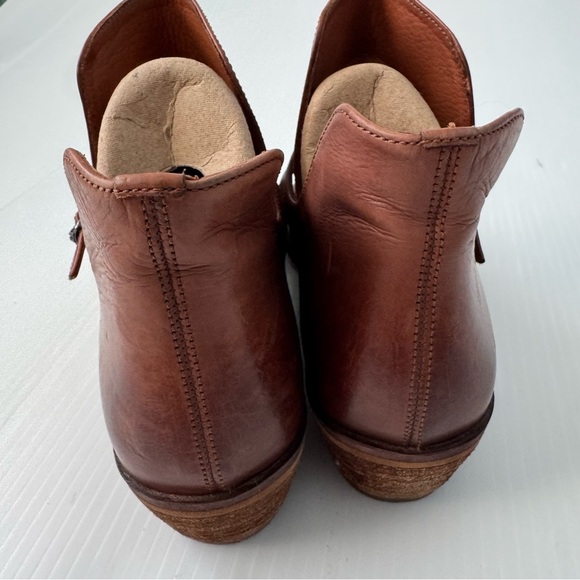 Sam Edelman Palmer cognac leather booties size 8 women’s stacked heel slip on - Picture 4 of 13